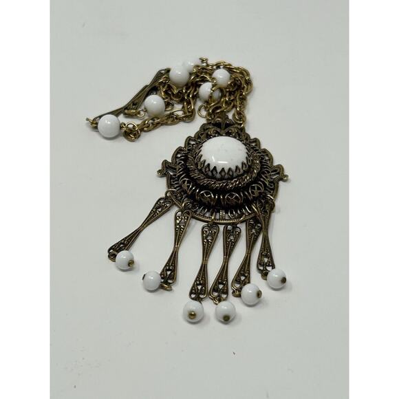 Vintage Gold Tone Dangle And Fringe Medallion Necklace - Picture 3 of 8